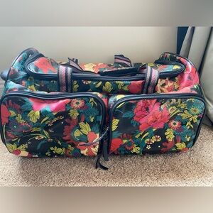 Sakroots Artistic Circle Luggage in Jet Flower Power